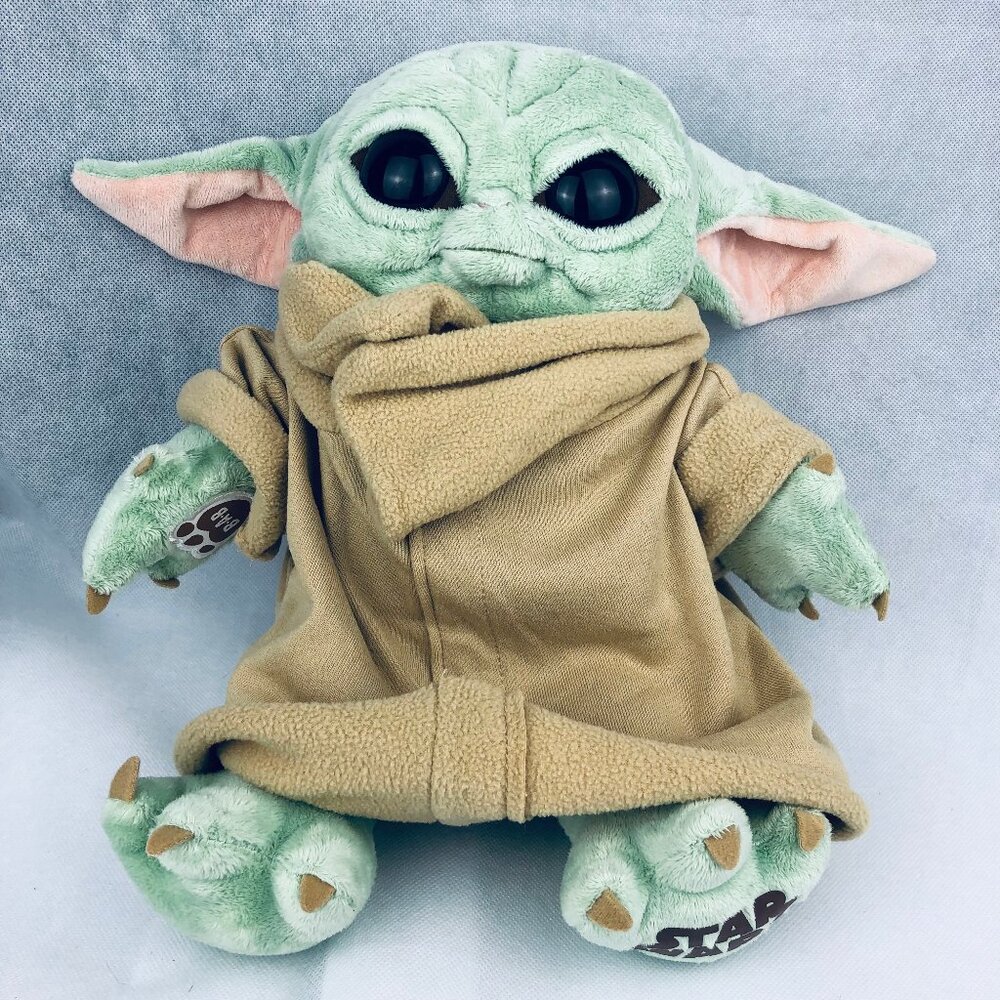 Build-A-Bear Workshop Grogu Plush with 5-in-1 Sounds & Mandalorian Theme Song